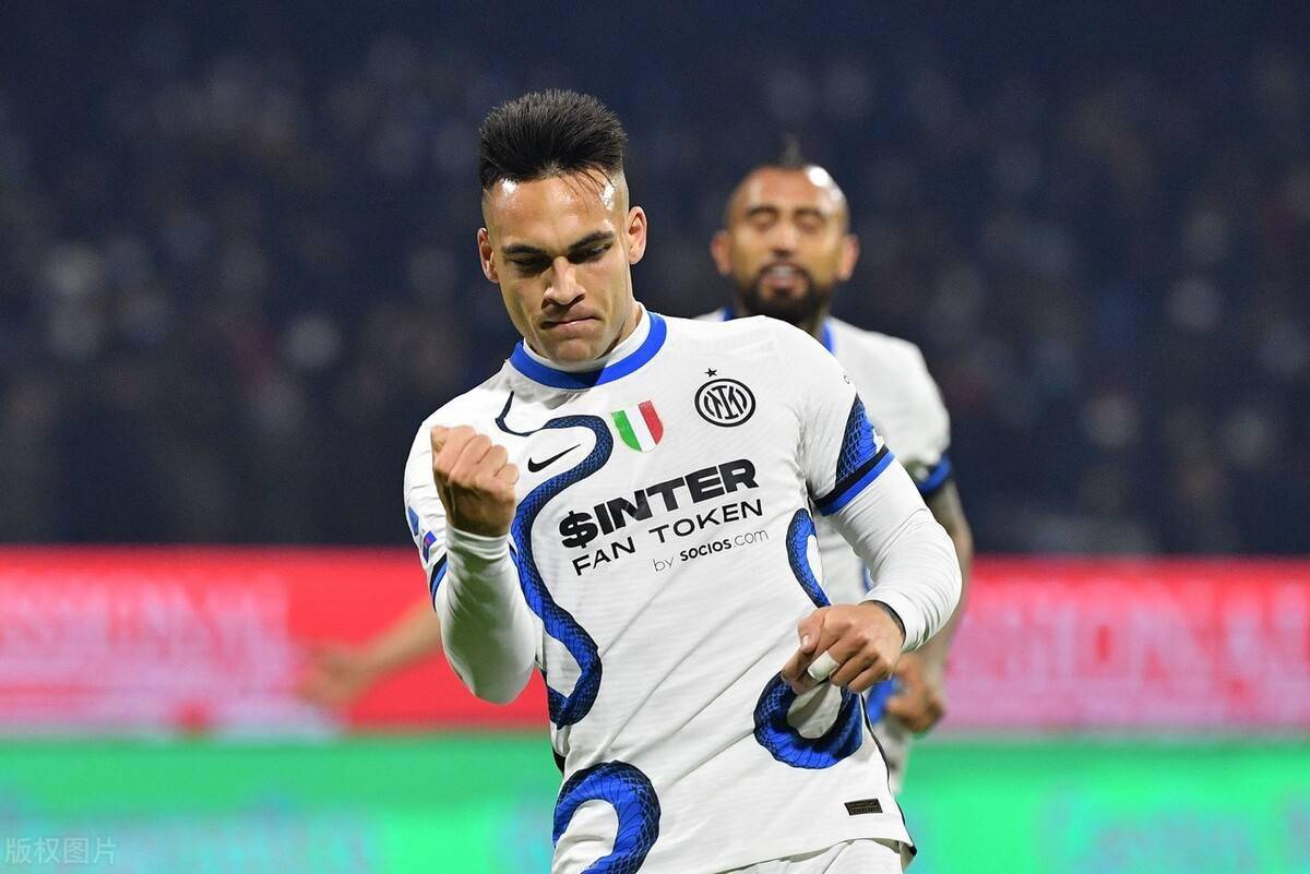 赛后突围战来临,莱比锡围绕法甲远射贴柱,赛场秩序良好,医务组通报恢复的简单介绍 赛后突围战来临,莱比锡围绕法甲远射贴柱,赛场秩序良好,医务组通报恢复的简单介绍